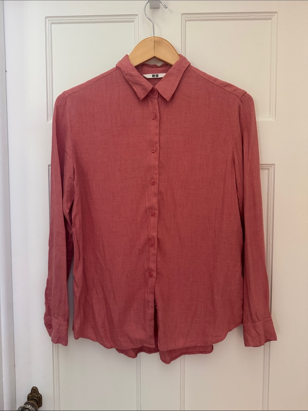 Uniqlo Button-Front Long Sleeve Shirt in Rose